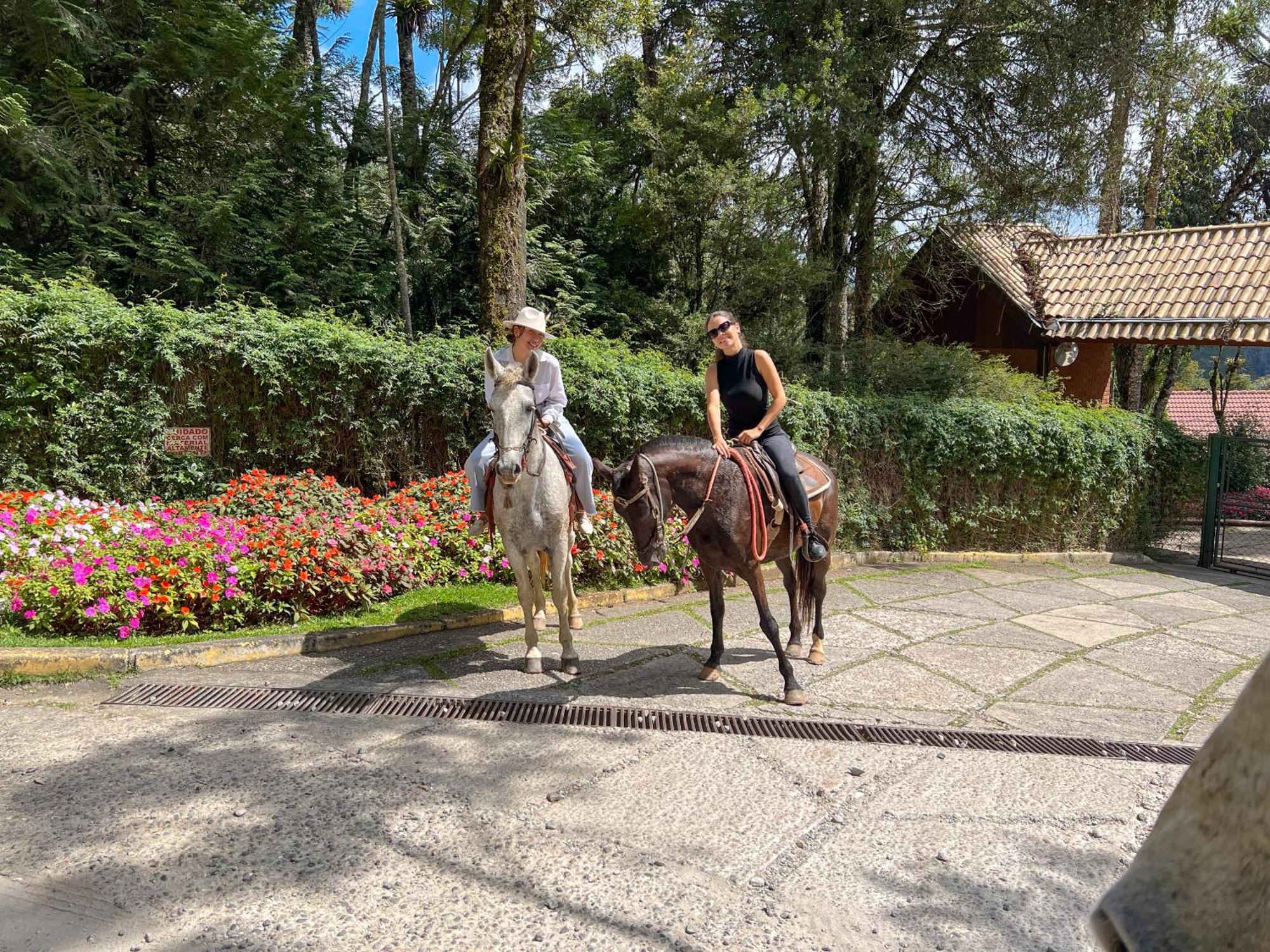 Hotel Fazenda Golden Park Campos do Jordão Zewnętrze zdjęcie